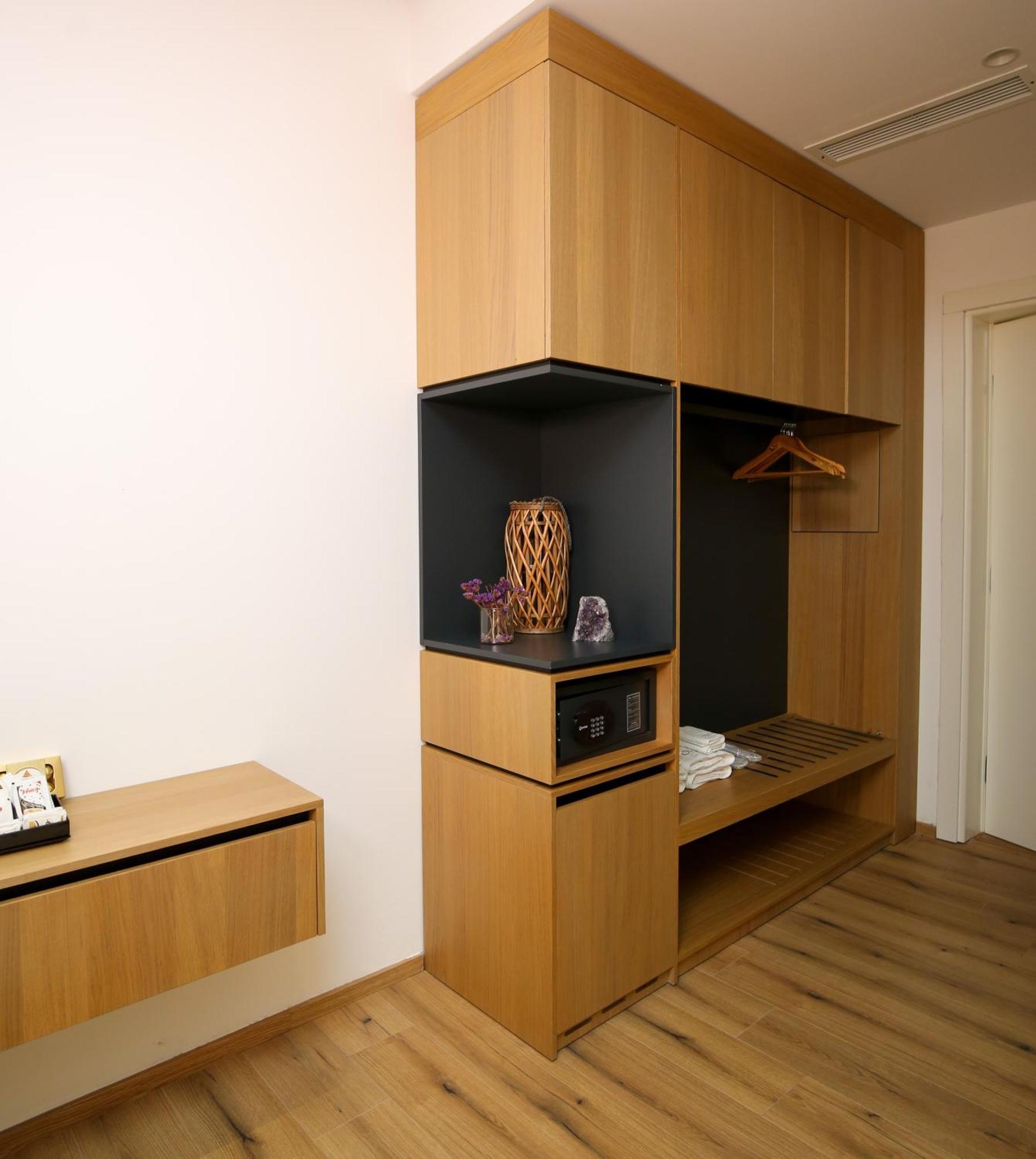 Oricon Coast Luxury Resort Orikum Bagian luar foto