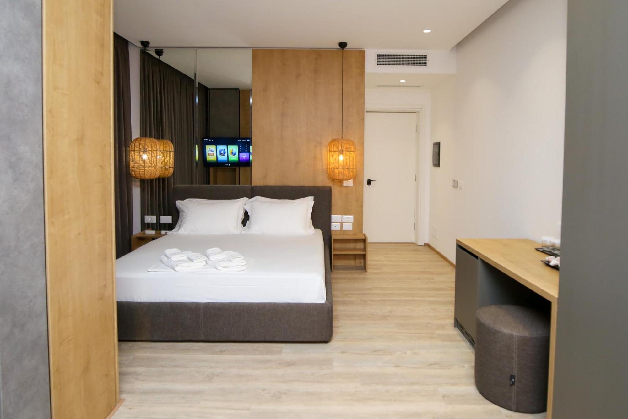 Oricon Coast Luxury Resort Orikum Bagian luar foto