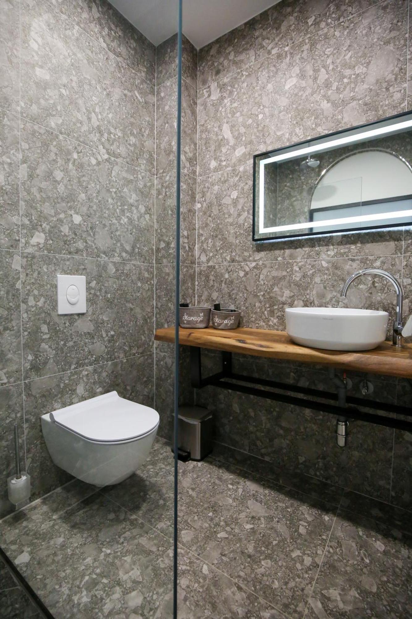 Oricon Coast Luxury Resort Orikum Bagian luar foto