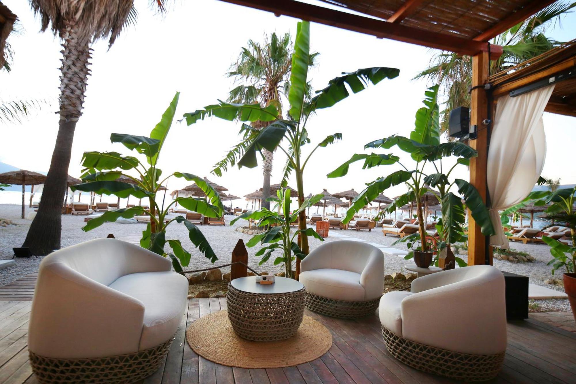 Oricon Coast Luxury Resort Orikum Bagian luar foto