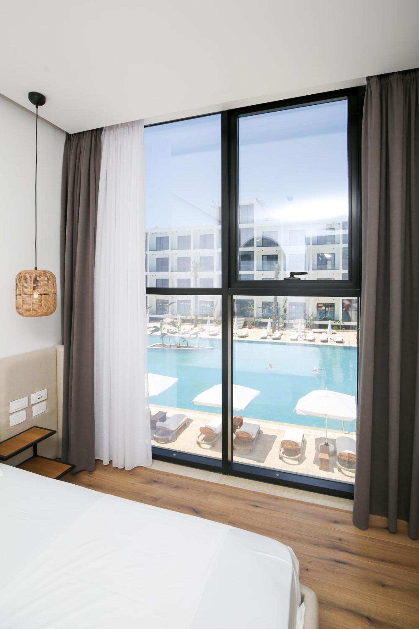 Oricon Coast Luxury Resort Orikum Bagian luar foto
